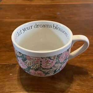 𝅺NWT Let Your Dreams Blossom Jumbo Mug